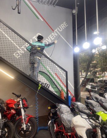 قیمت سمپاشی اصولی و استاندارد با گارانتی معتبر؛ چرا ارزانترین انتخاب، بهترین نیست؟ 3 قیمت سمپاشی و گارانتی سمپاشی استاندارد و معتبر زیر نظر متخصصین شرکت زرین پیشتازان آران