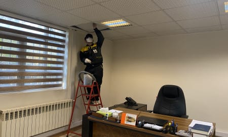 سمپاشی تخصصی اماکن تاریخی تهران؛ حفاظت 100% ایمن از موزه ها و بایگانی های اسناد 3 کنترل و ریشه کنی حشرات و جانوران موذی با تیم متخصص حشره شناسی پزشکی شرکت زودکُش