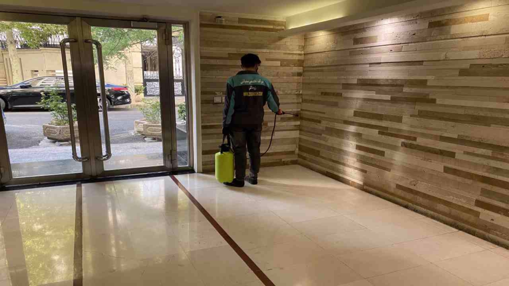 سمپاشی منازل در تهران؛ با سموم بدون بو و تضمینی