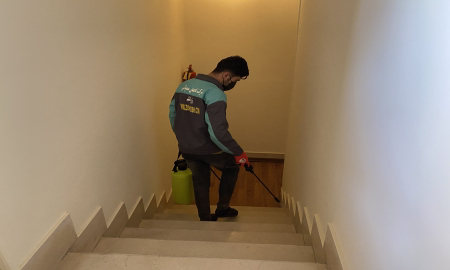 سمپاشی منازل در تهران؛ با سموم بدون بو و تضمینی 3 سمپاشی منازل در تهران با تیم حرفه ای زرین پیشتازان آران